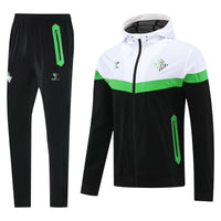Chandal impermeable Real Betis 25/26