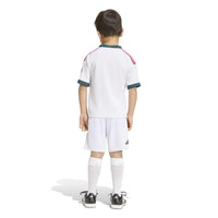 Camiseta y Pantalones Cortos Niños Real Madrid Home 26/27 - Con Medias