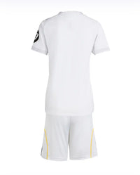 Camiseta y Pantalones Cortos Niños Real Madrid Home 25/26