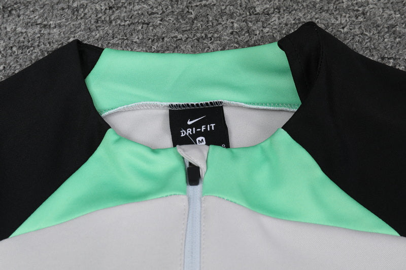 Chándal Liverpool 23/24