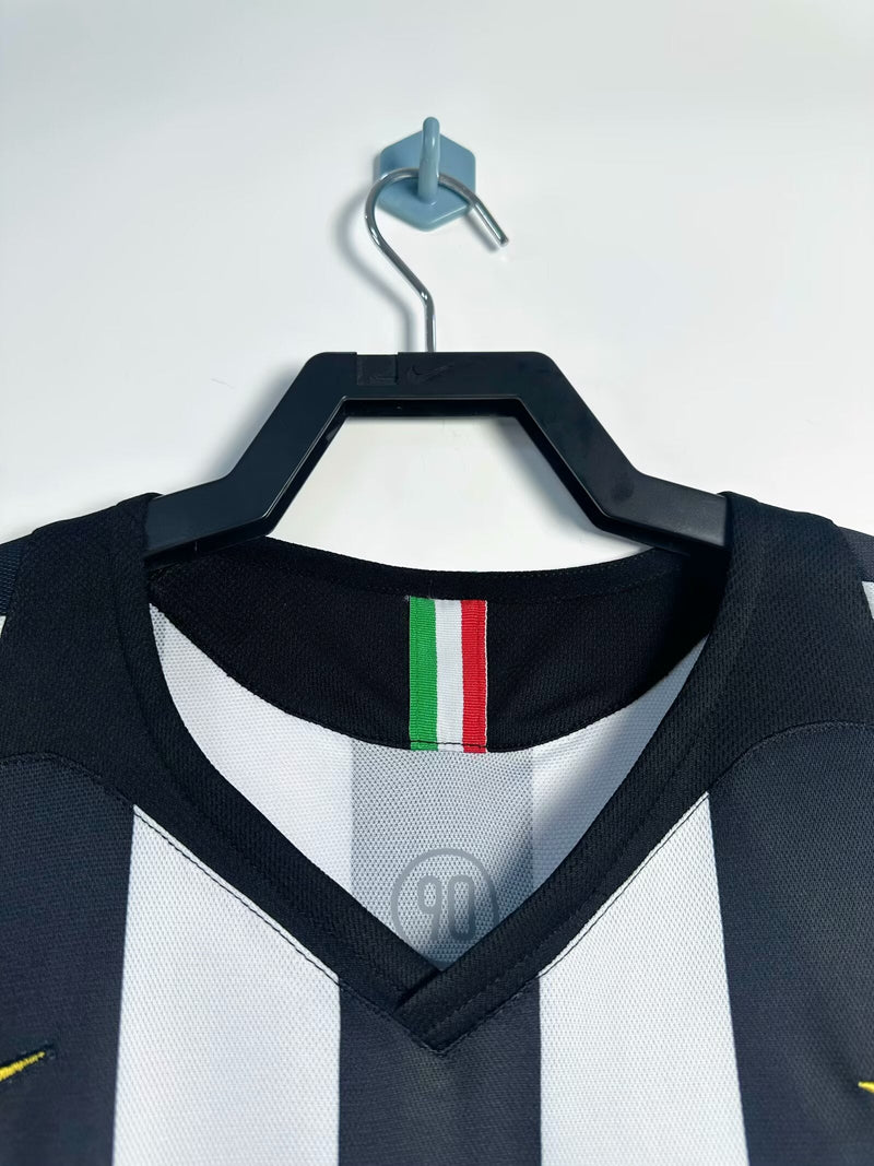 Camiseta Retro Juventus Home 05/06