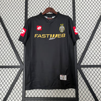 Camiseta Retro Juventus Away 01/02