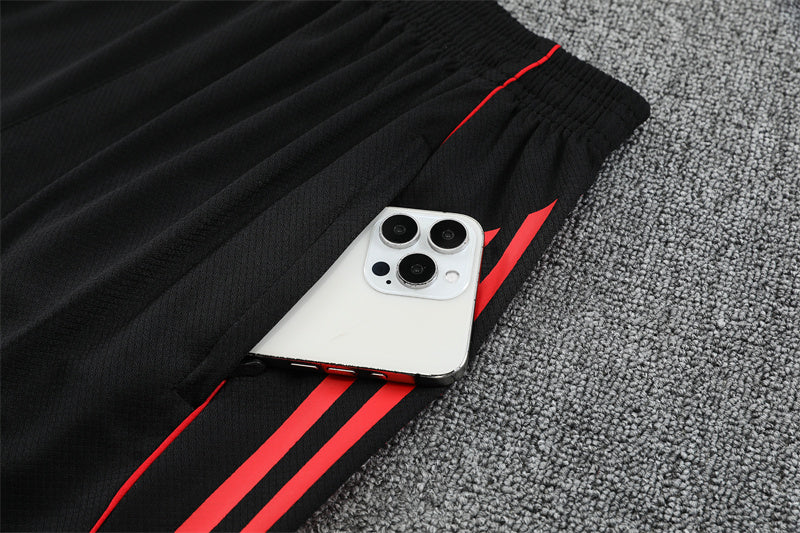 Camiseta y Pantalón entrenamiento Liverpool 25/26