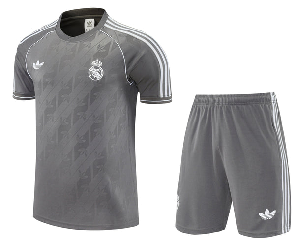 Camiseta y Pantalón corto Entrenamiento Real Madrid 25/26