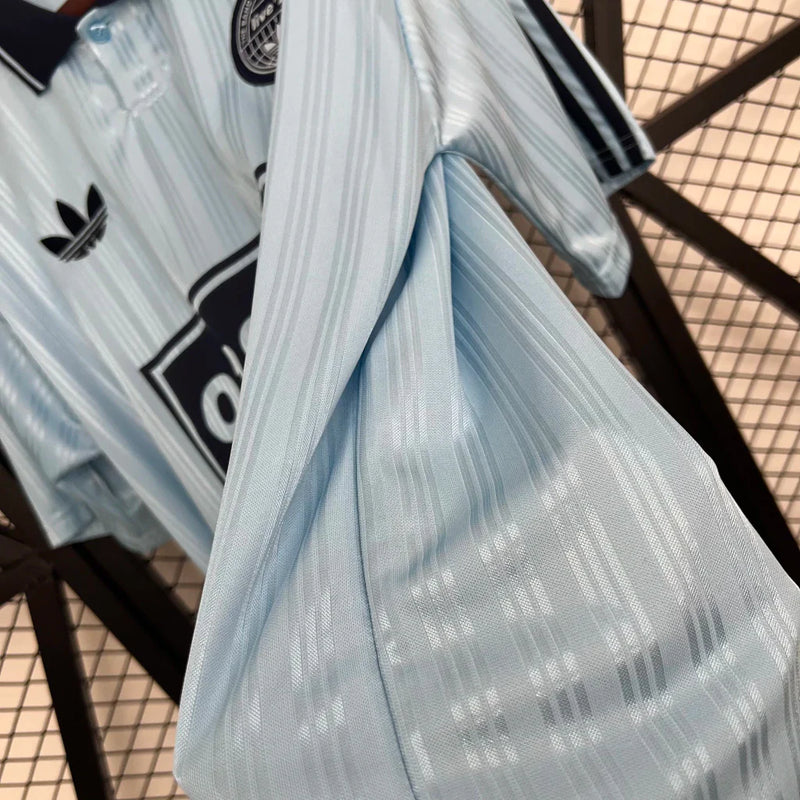 Camiseta Oasis x Adidas 2025