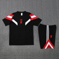 Camiseta y Pantalón entrenamiento Manchester United 25/26