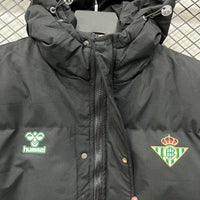 Abrigo Impermeable Real Betis 25/26