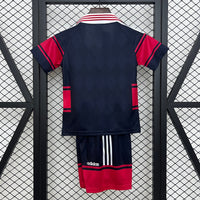 Camiseta y Pantalones Cortos para Niños Retro Bayern de Múnich 97/99