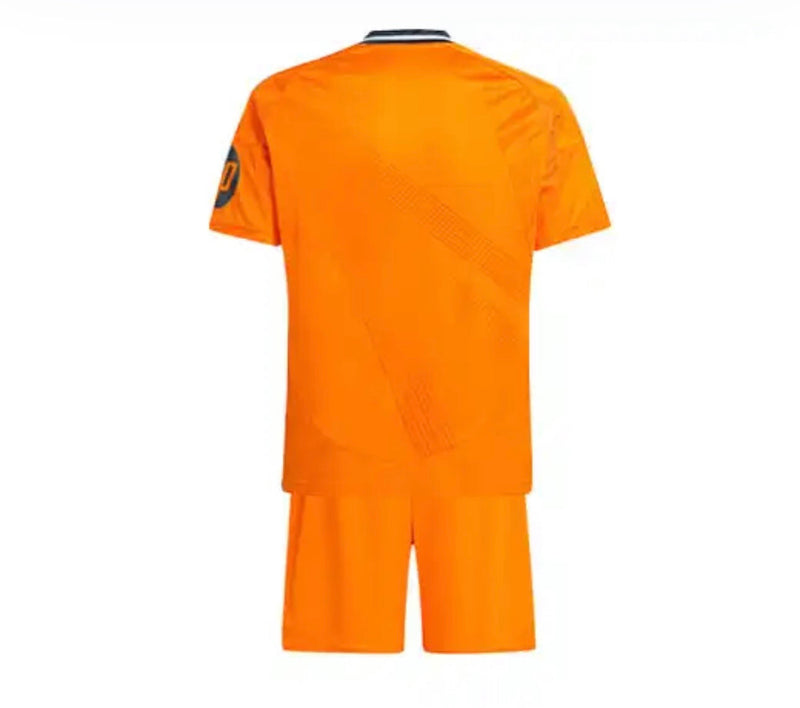 Camiseta y Pantalones Cortos Niños Real Madrid Away 24/25 - Con Medias