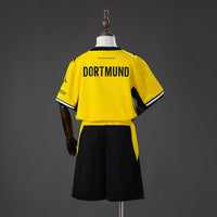 Camiseta y Pantalones Cortos para Niños Borussia Dortmund Third 26/27