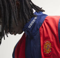Chaqueta impermeable España EQT 2026