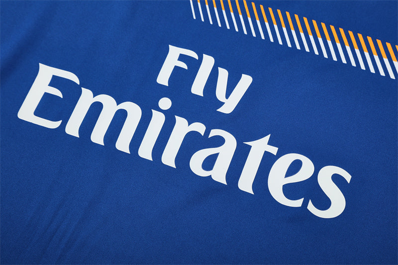 Camiseta de entrenamiento retro de manga larga del Real Madrid 13/14