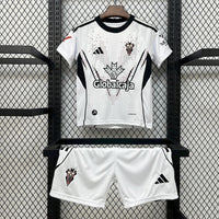 Camisetas y Pantalones Cortos Niños Albacete Home 25/26
