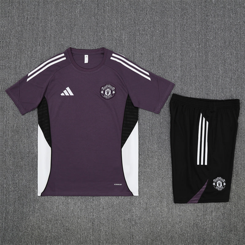 Camiseta y Pantalón entrenamiento Manchester United 25/26