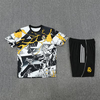 Camiseta y Pantalón corto Entrenamiento Real Madrid Marvel 25/26
