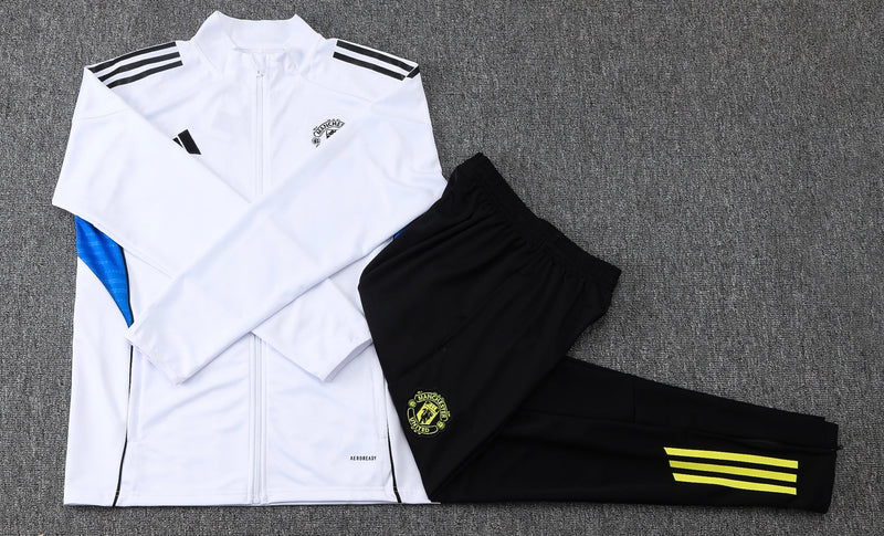 Chándal Manchester United 25/26