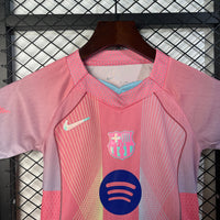 Camiseta y Pantalón Corto Niño FC Barcelona Edición Especial