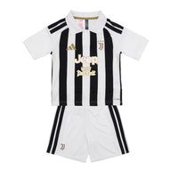 Camisa y Pantalones Cortos para Niños Juventus Home 26/27