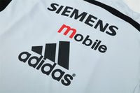 Camiseta de entrenamiento retro de manga larga del Real Madrid 04/05