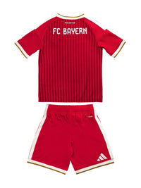 Camiseta y Pantalones Cortos para Niños Bayern de Múnich Home 26/27