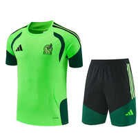 Camiseta y Pantalón entrenamiento México Niño 26/27