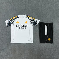 Camiseta y Pantalones Cortos Niños Real Madrid Marvel 25/26