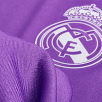 CAMISETA REAL MADRID RETRO FINAL LIGA DE CAMPEONES 16/17 - Con Patch