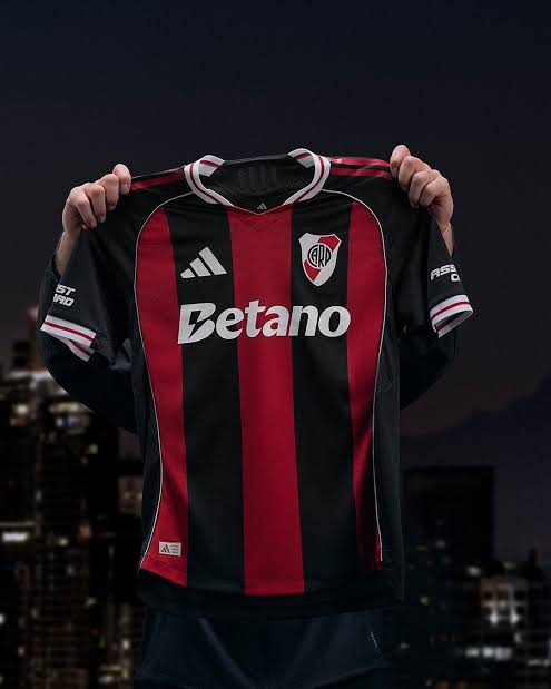 Camiseta River Plate Away 25/26